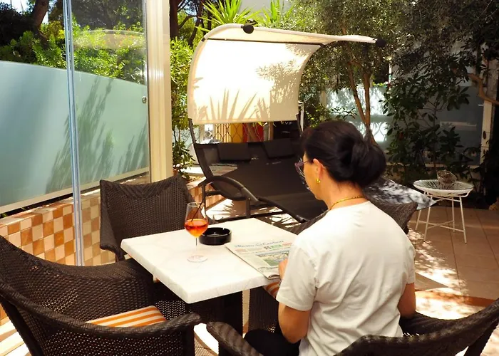 Tulipe Nazionale Hotel