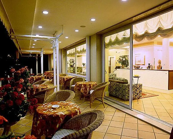 Tulipe Nazionale 3* Riccione